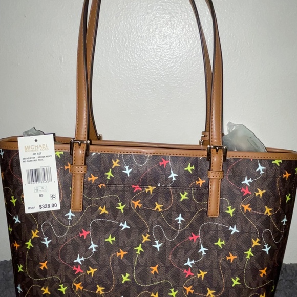 Michael Kors Jetset Airplane Carryall Tote - Picture 3 of 3